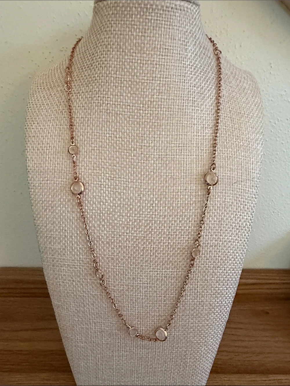 Rose Gold Heart Clasp Necklace with Charm